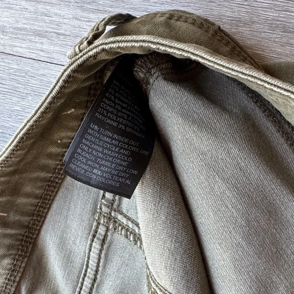 White House Black Market “Everyday Soft” Skinny Ankle Jeans – Size 8 - Picture 3 of 7